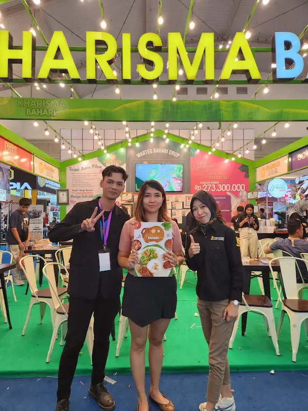 pameran2